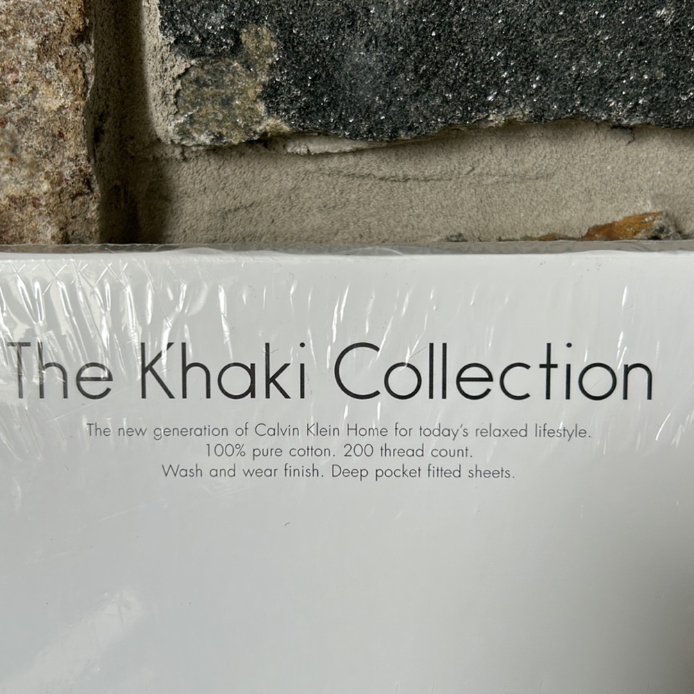 CALVIN KLEIN THE KHAKI COLLECTION FLAT SHEET - Picture 3 of 5